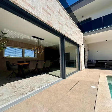 Premium Luxury Ayla Wellness-sauna